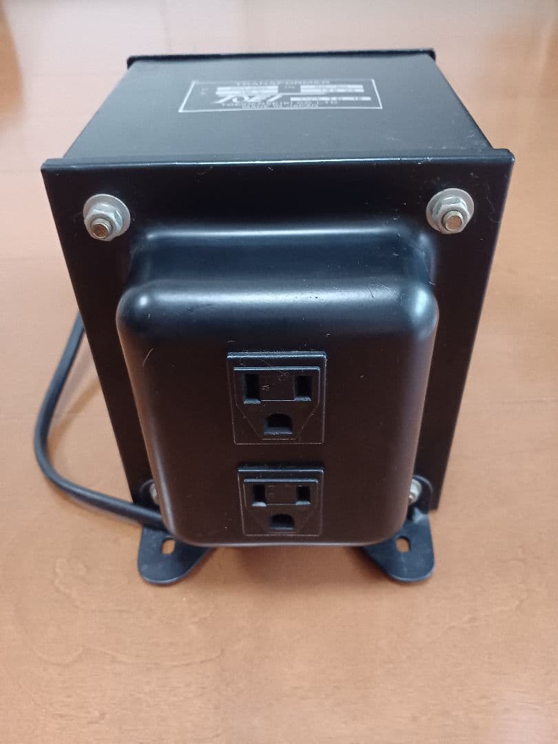 変圧器(東栄変成器) TD-16、 トランス