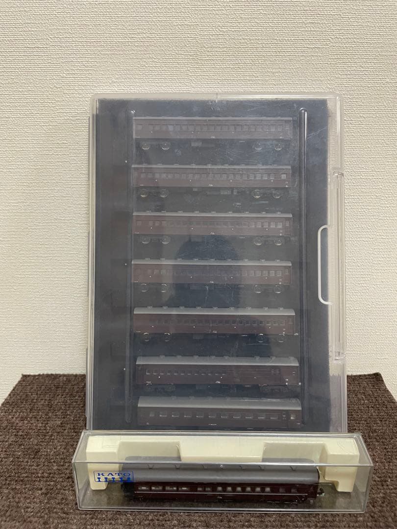 国鉄旧客車　格車両　KATO。