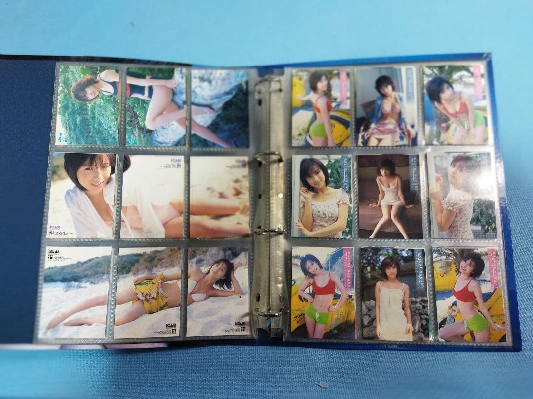 仲根かすみ　2005年カレンダー　トレカなどまとめセット　元タレント