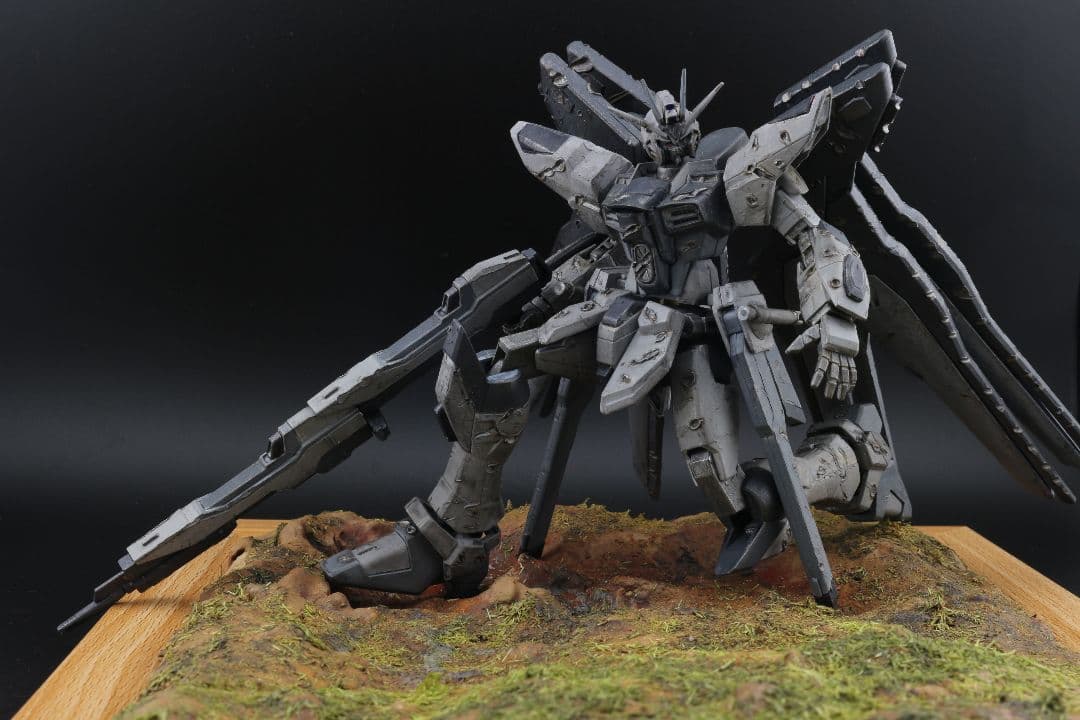 HGブラックナイトコードジヴァ　ストライクフリーダム　ジオラマ　塗装済み　完成品