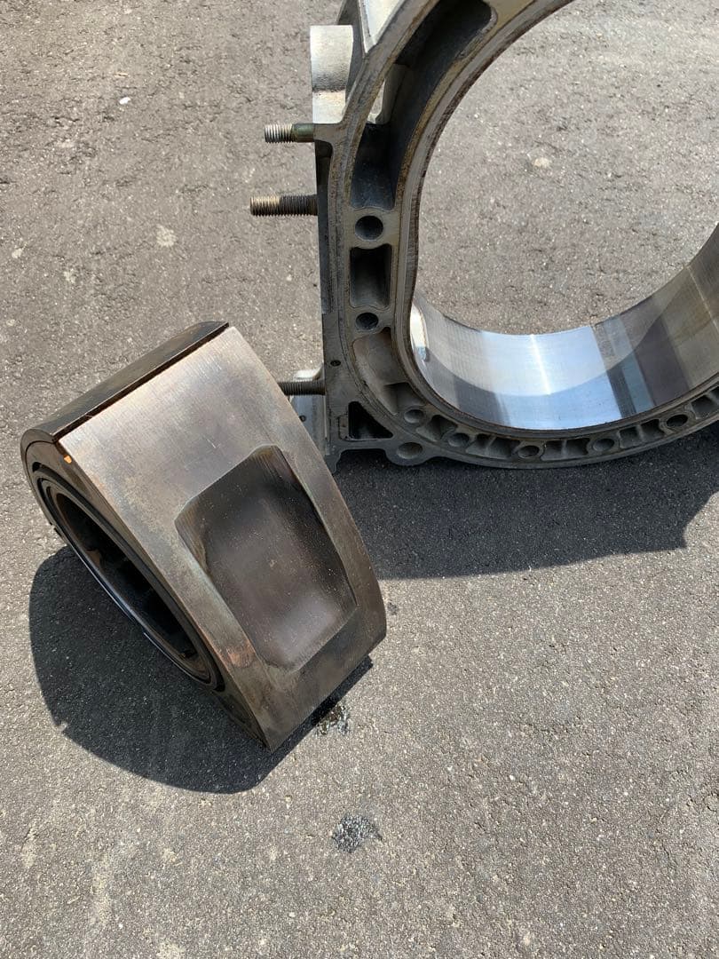 MAZDA 13B ロータリーエンジンハウジング