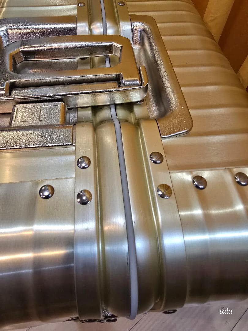 RIMOWA リモワ トパーズ ゴールド プルタブ TSAロック サイドハンドル