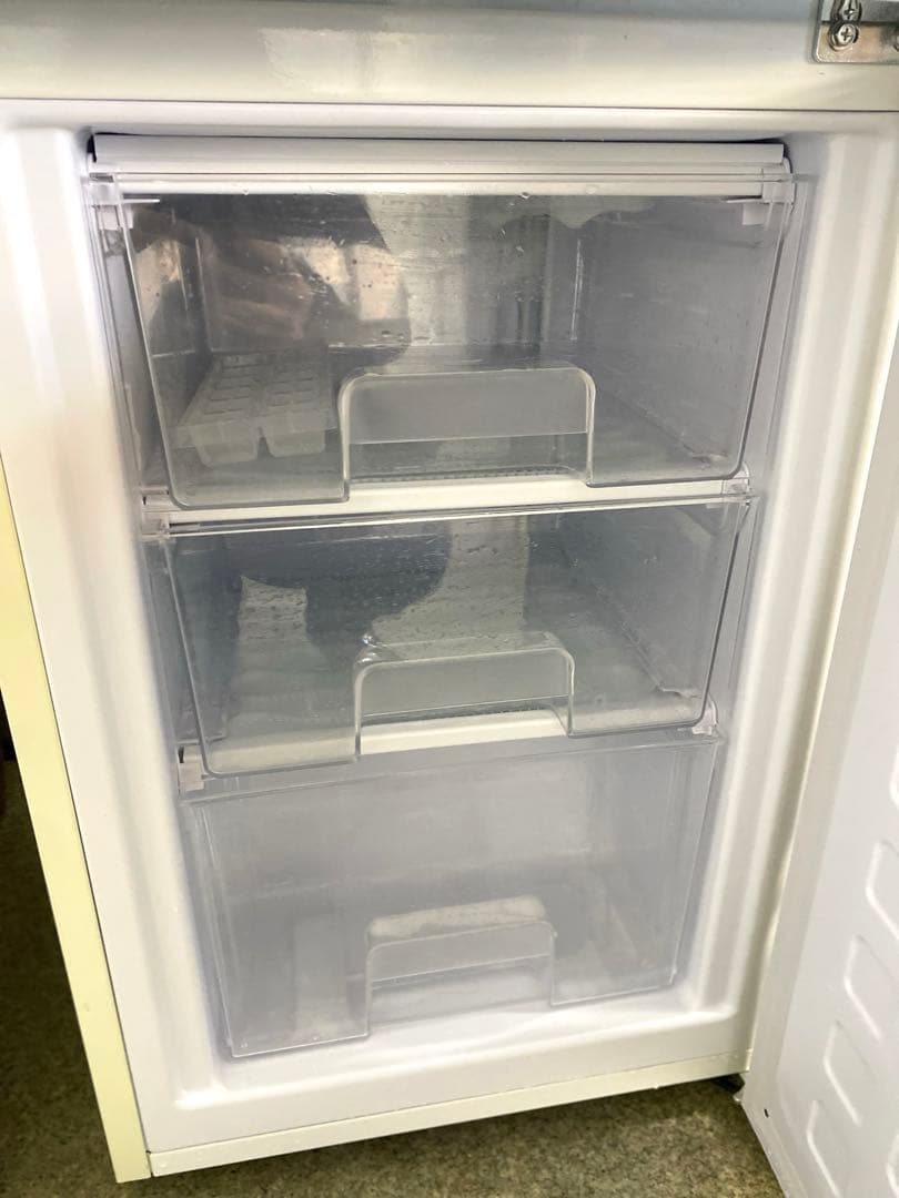 近隣地域限定送料無料 ✨アイリスオーヤマ　冷蔵庫 レトロ 2021年製