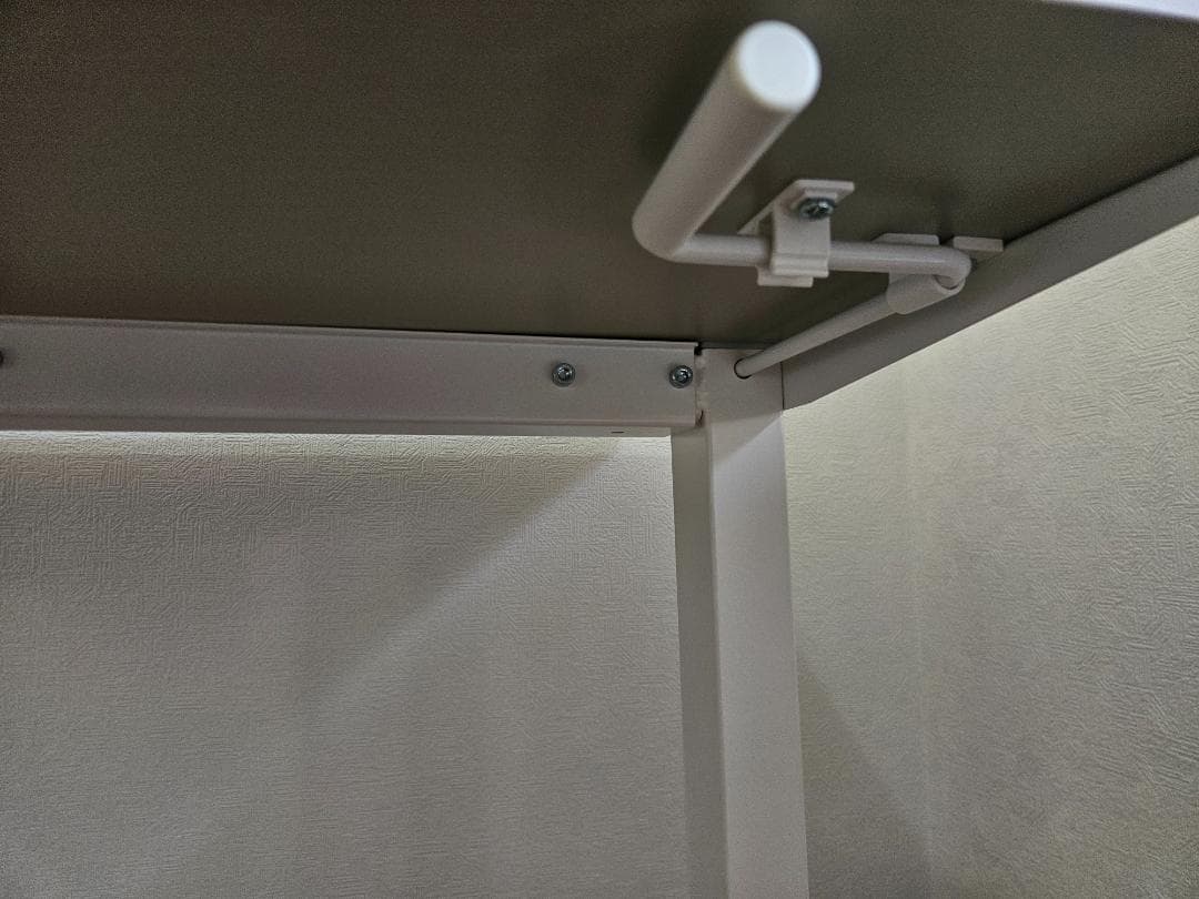 ✩7/7まで☆ IKEA TROTTEN トロッテン 昇降式 ※脚を分解して発送