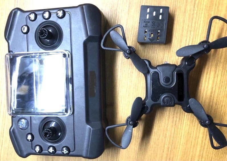 初心者～上級者まで幅広く楽しめる❣アクロバティックな操作も楽々♪❤ミニドローン