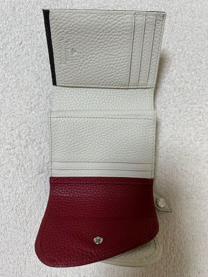 vivienne westwood三つ折り財布 ホワイト ブラック レッドレザー