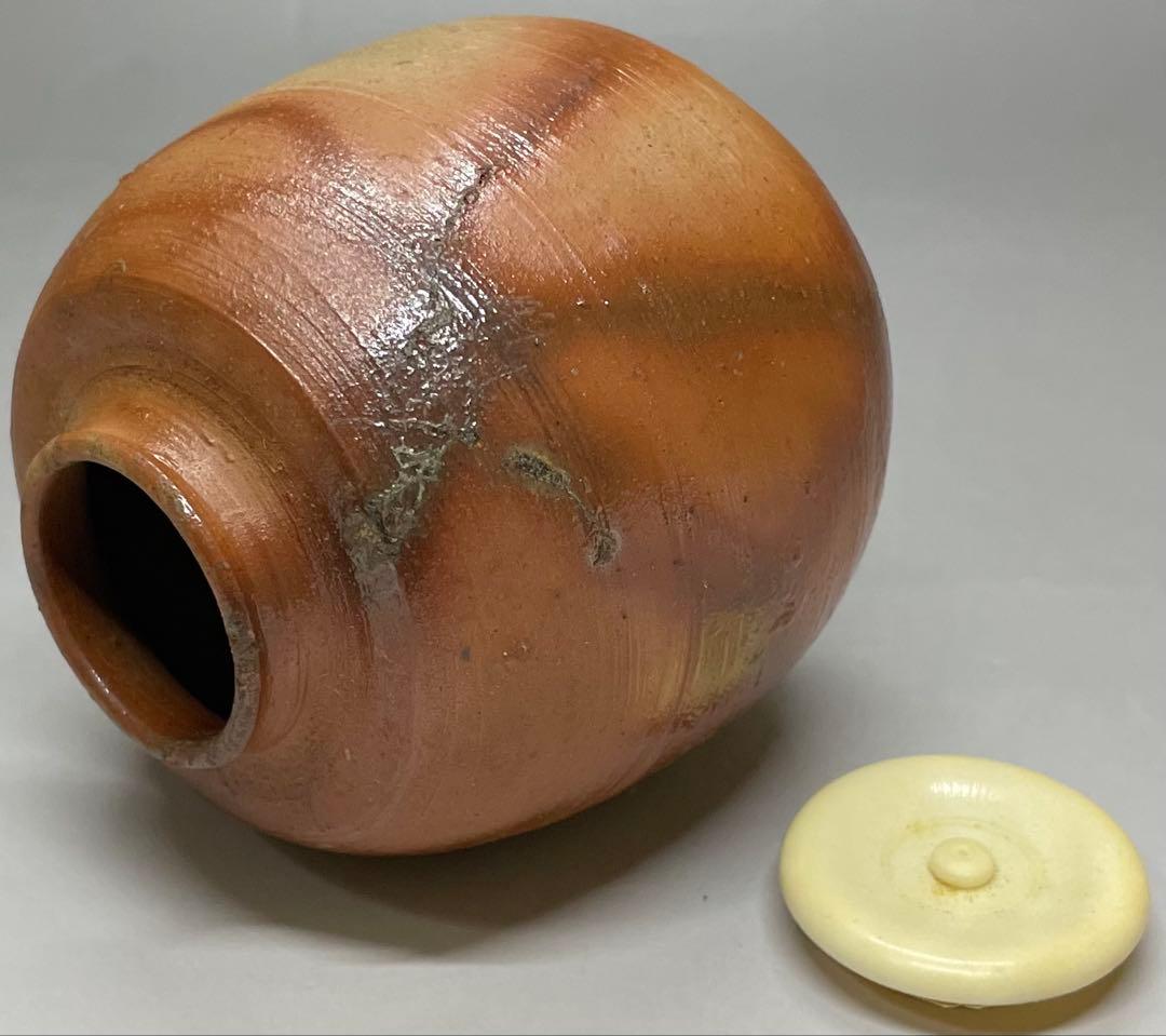 県指定重要無形文化財　山本雄一　備前茶入　共箱(四方桟盛蓋) 共布　栞　y2