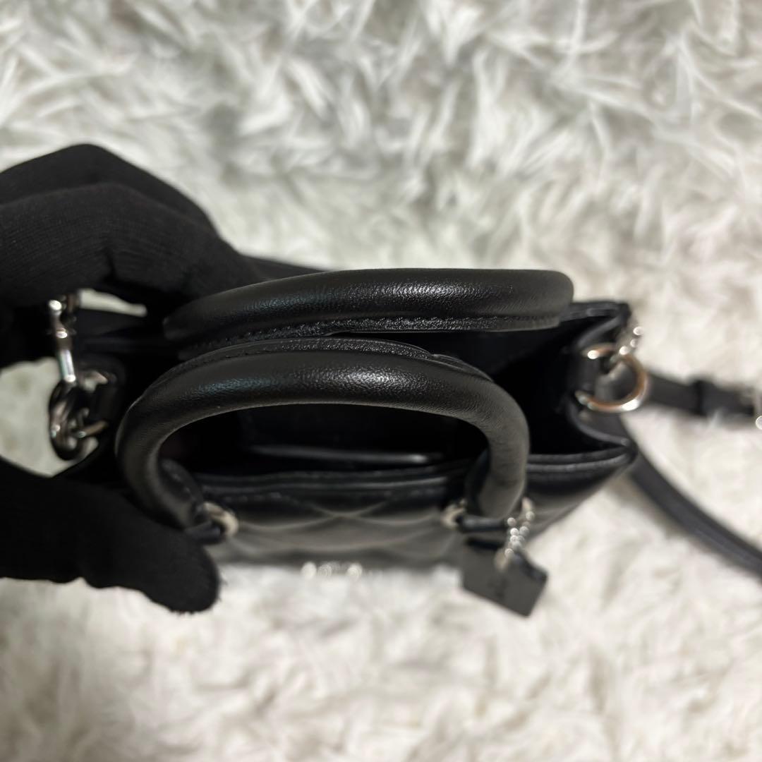 未使用級/保存袋付✨コーチ ショルダーバッグ ノース サウス パフィー 本革 黒