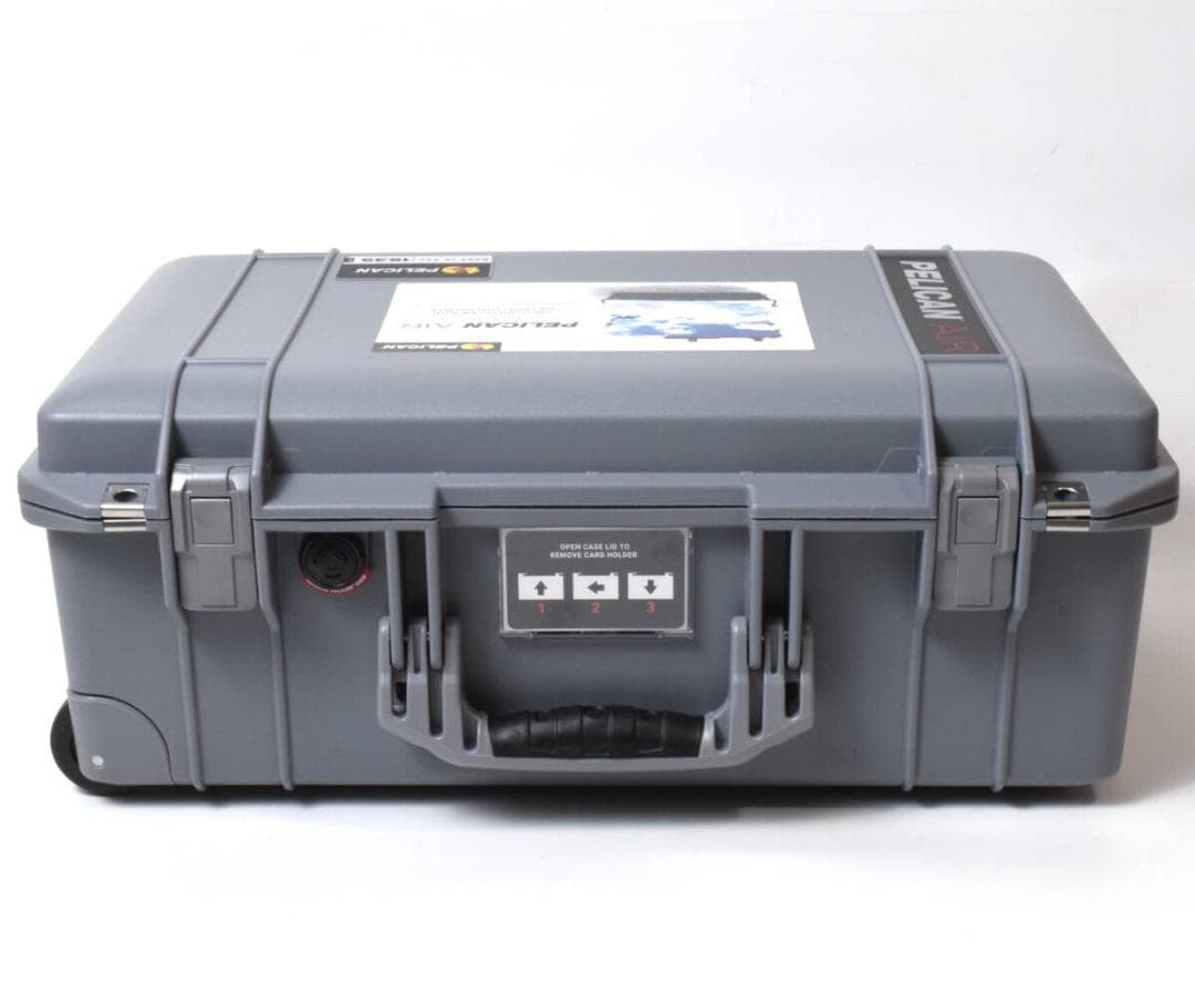 未使用 PELICAN AIR ペリカン 1535 ケース フォーム無しシルバー