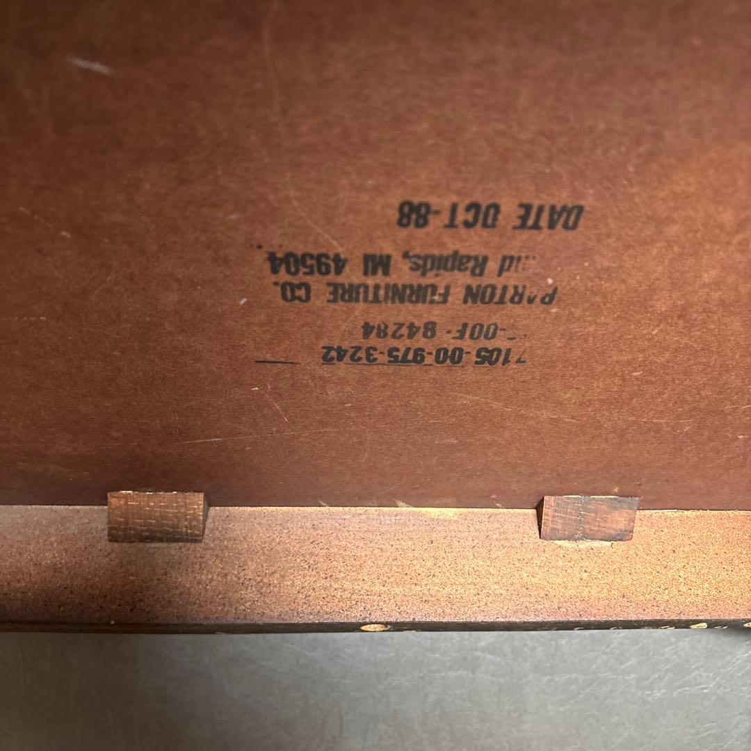 ドレクセルヘリテイジ社製　米軍払い下げ　テーブル