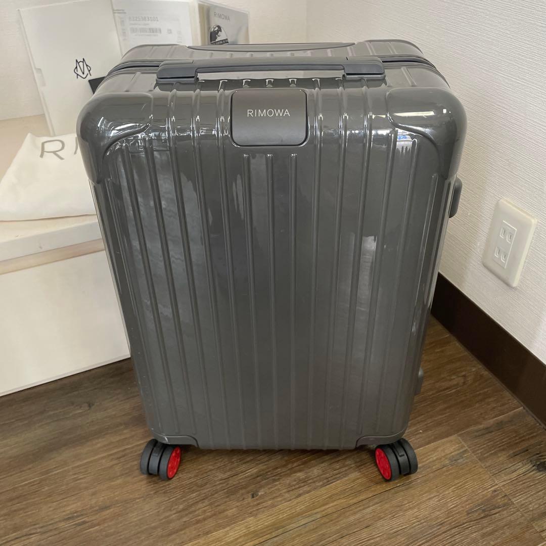 生涯保証 美品 RIMOWA ESSENTIAL キャビン 純正カスタムホイール