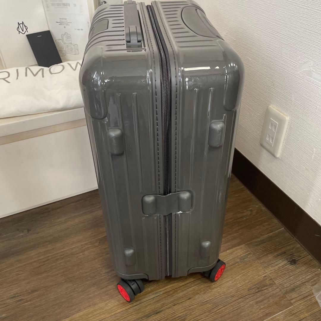 生涯保証 美品 RIMOWA ESSENTIAL キャビン 純正カスタムホイール