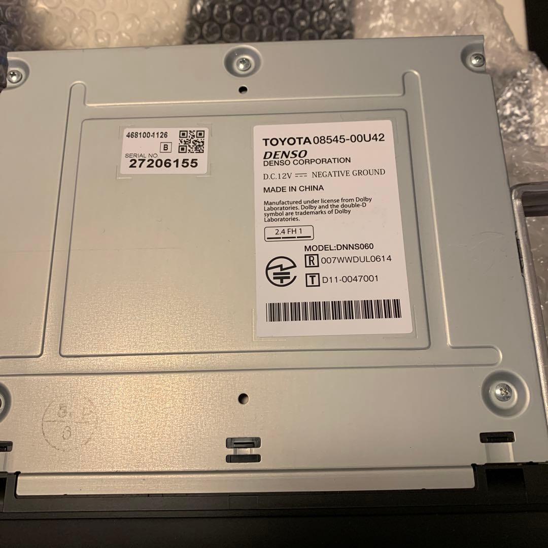 トヨタ純正ナビ7インチ　voxy 70