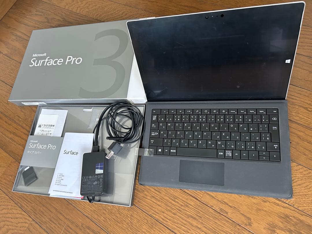 中古美品　SurfacePro3 128GB 4GB RAM 純正ペン付き