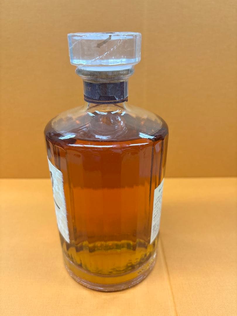 未開栓 サントリ一 響17年 古酒700ml 43% 箱なし