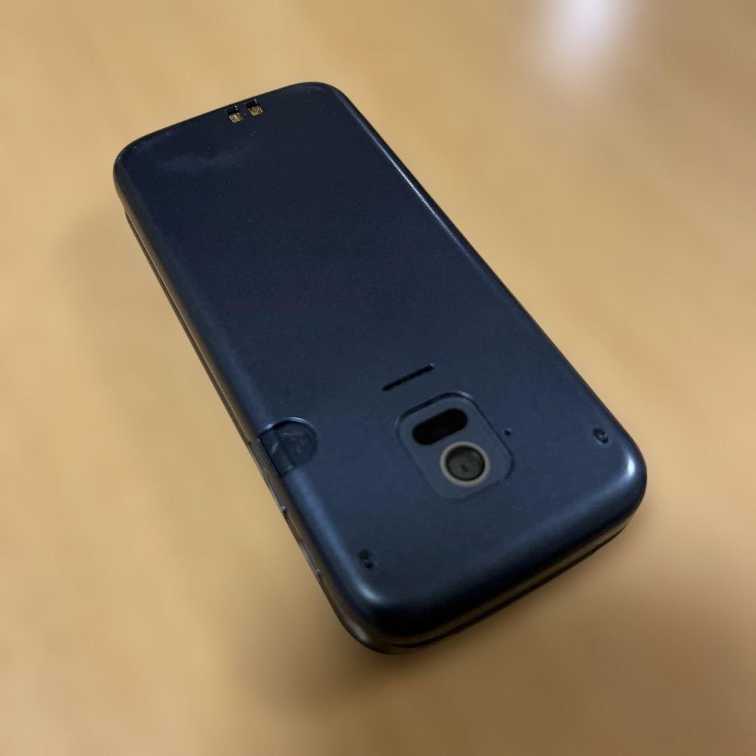 ドコモ　F-01M ガラケー　らくらくホン ブラック 純正充電器付き　美品