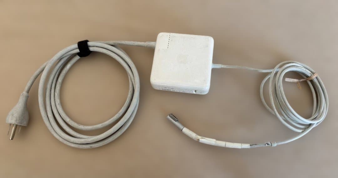 MacBook Pro 2011 17インチ Late A1297 16GB