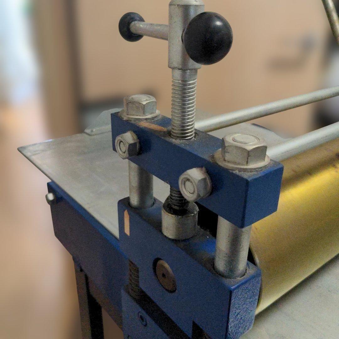 銅版画プレス機 新日本造形 SNP-17 プレス台付き ローラー幅45cm