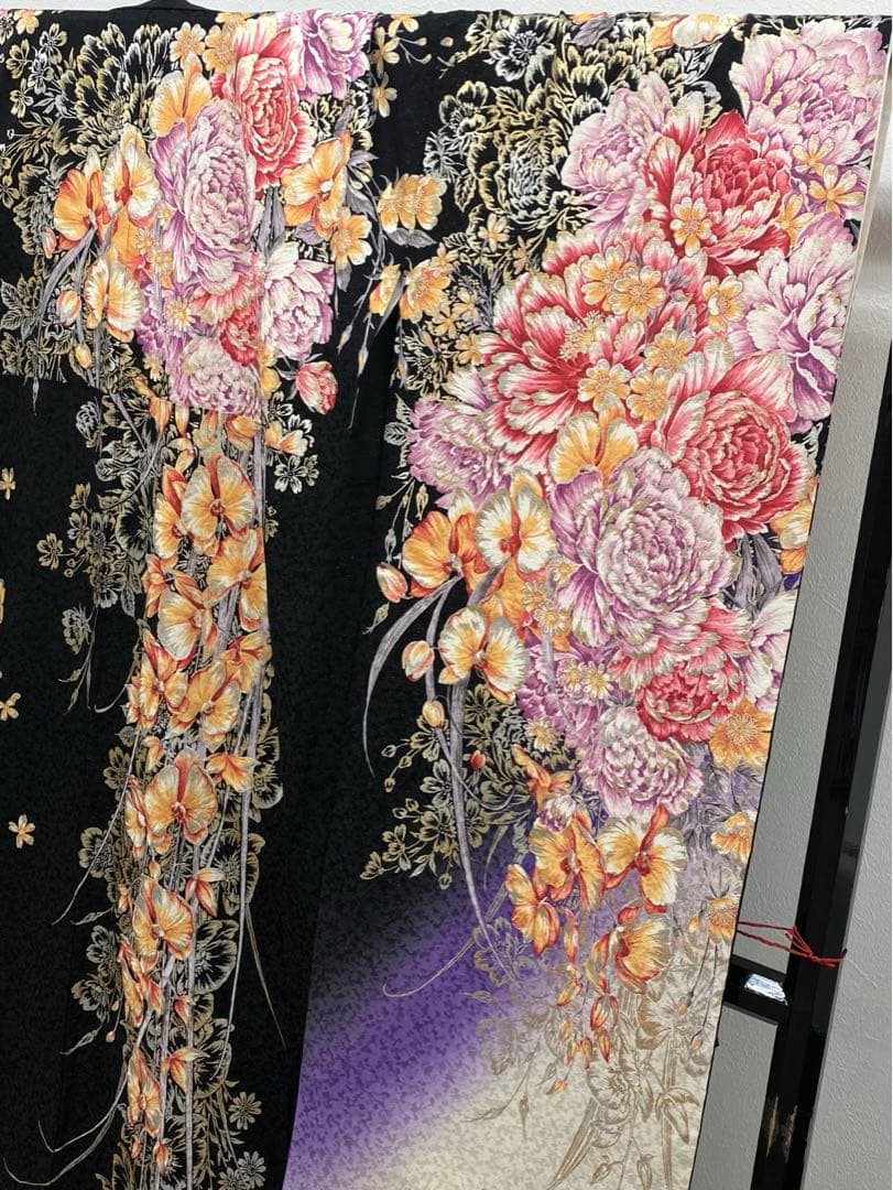 振袖 豪華 銀通し 刺繍 金彩 個性的 大輪 胡蝶蘭 身丈173cm 撥水加工済