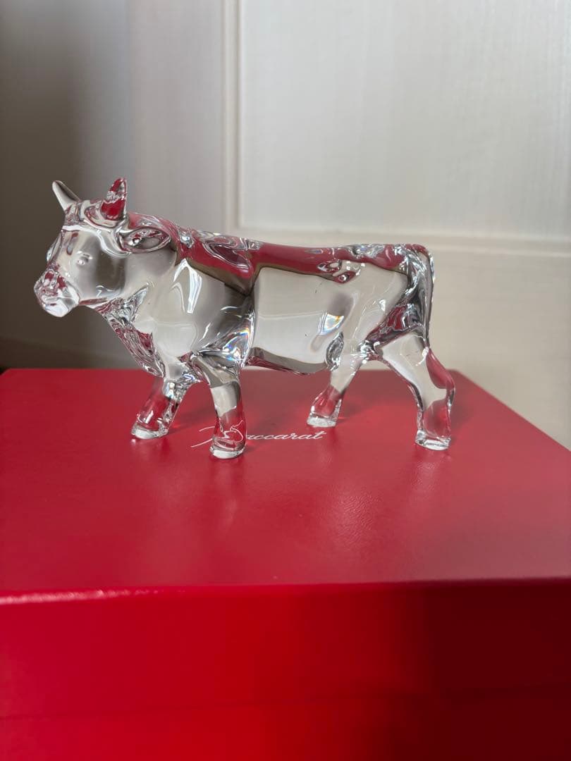 Baccarat クリスタルガラス 牛 置物　干支