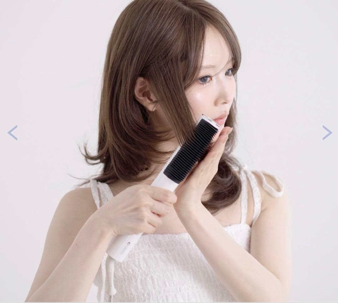 ELEMEIA COMB STRAIGHTENER ホワイト