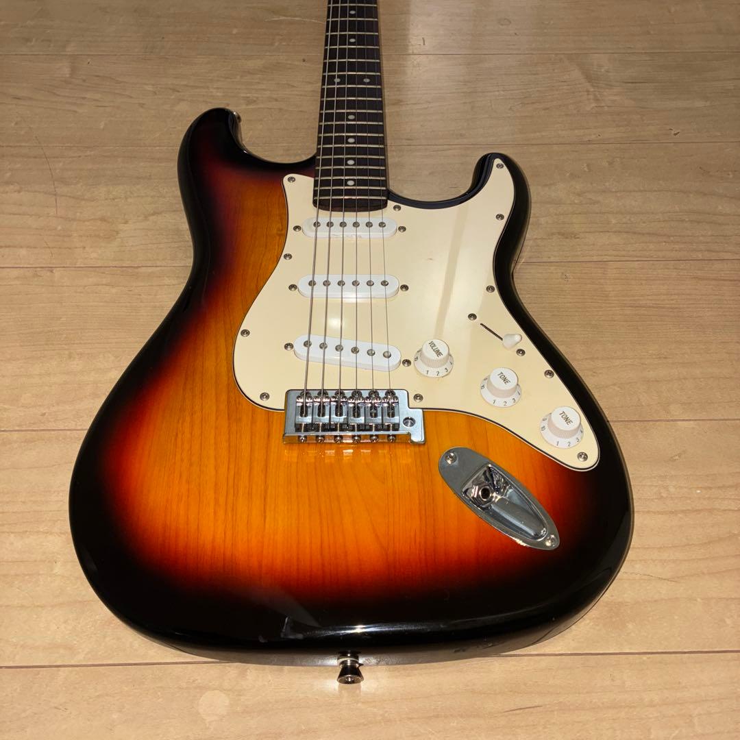 いい音です　selder ストラトキャスタータイプ　弦高調整済み　です