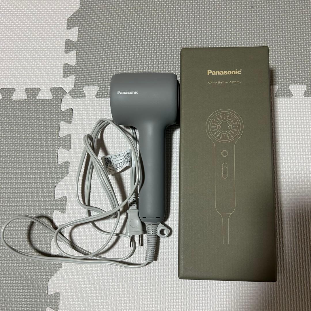 Panasonic ドライヤー モダングレー　EH-NE8N-H