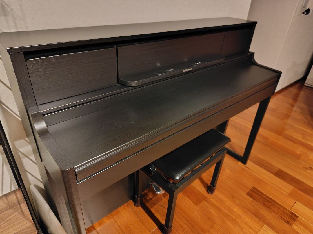 電子ピアノ　Roland ローランド