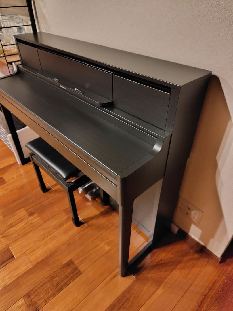 電子ピアノ　Roland ローランド