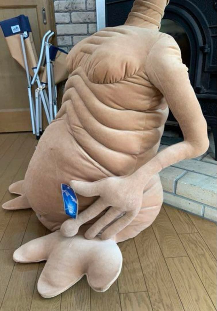 E.T. 42“ トイザらス限定　特大　ぬいぐるみ