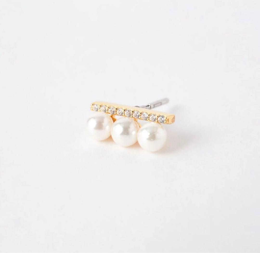 【最終価格】BAQLESS バックレスピアスCharisma Aida Gold