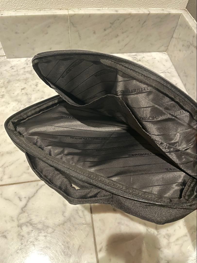 【状態良好】ゼロハリバートン 2輪キャリー アルミニウム　29L PCケース付