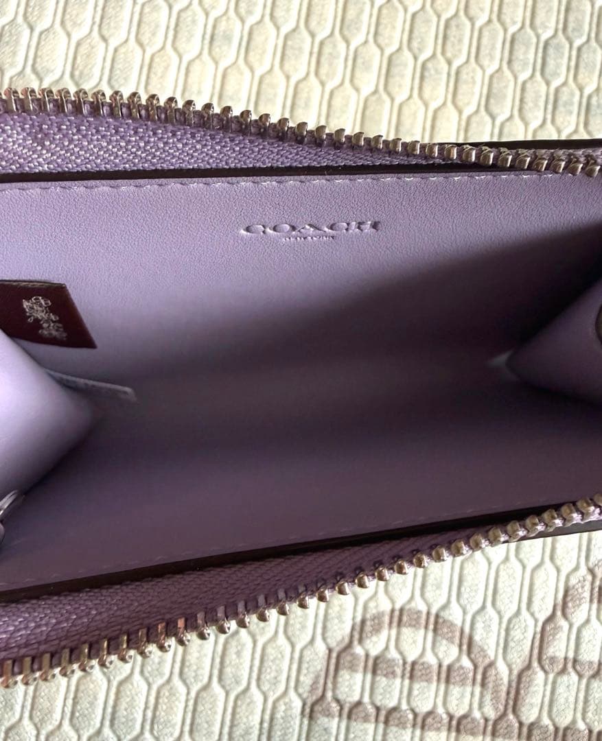 【新品未使用品】COACH エッセンシャル Lジップ キーケース ケース