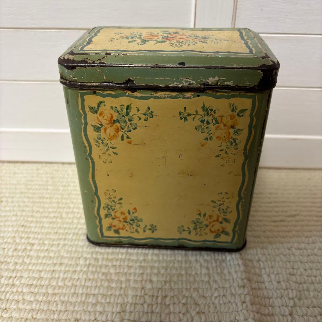 アンティーク　ショコラムニエ　TIN缶セット