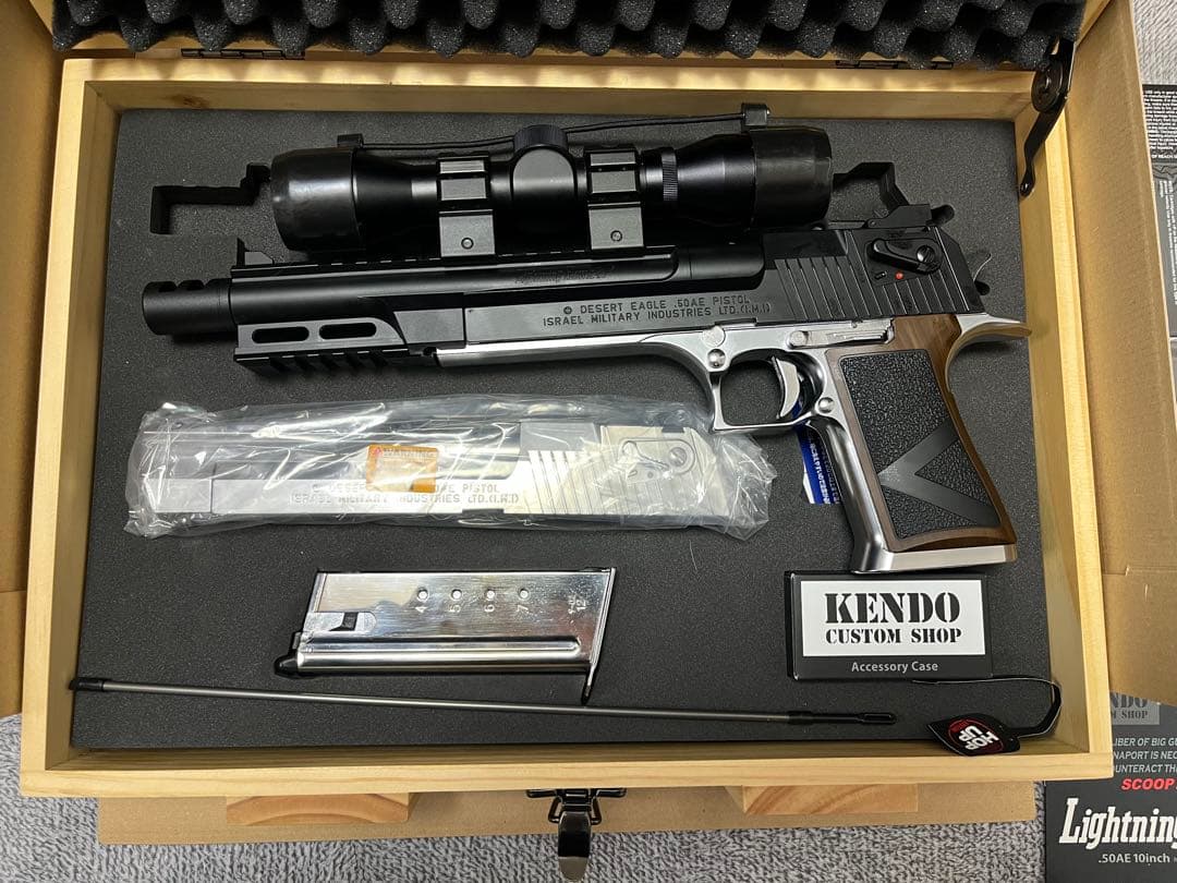 東京マルイ ライトニング ホーク .50AE 10インチ スコープ付