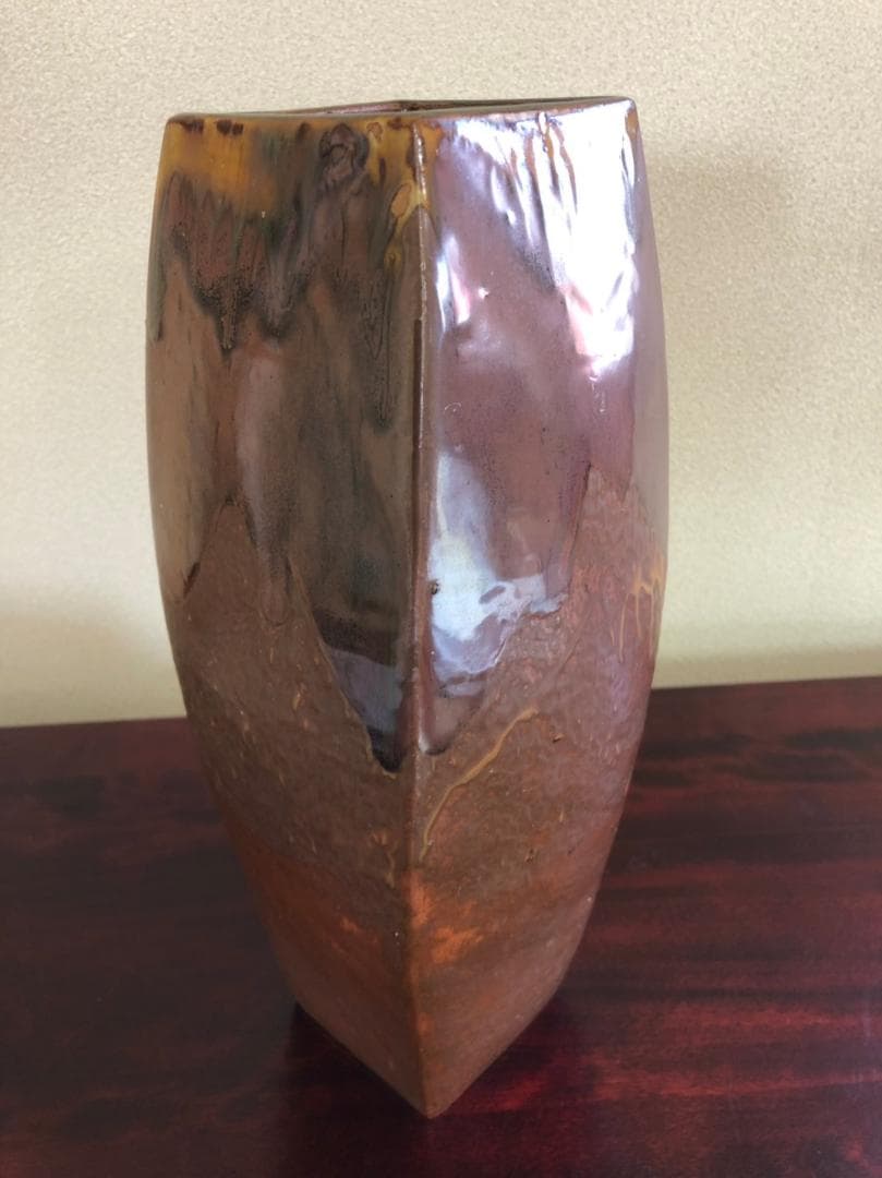 No.51☆送料無料☆前黒田藩御用窯☆高取焼☆味楽造☆華瓶☆花瓶☆箱付き☆