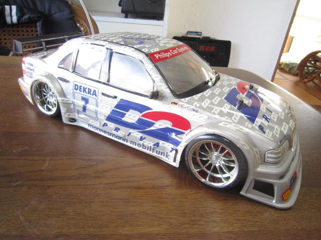 ベンツ ラジコンカー