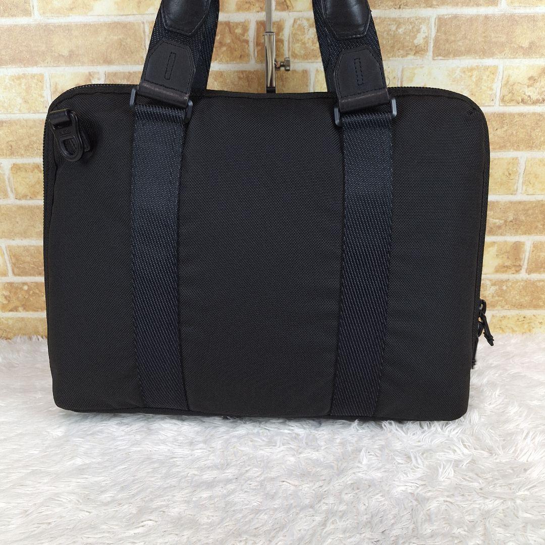 TUMI トゥミ　2WAY ブリーフケース　特殊ナイロン　レザー　A4 肩掛け