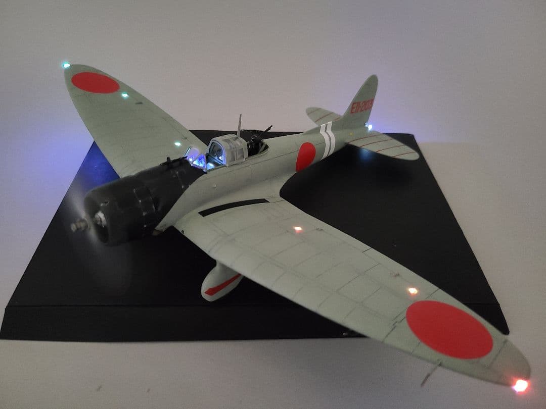 愛知D3A1 日本海軍九九式艦上爆撃機一一型 リアルモーターライズ完成品