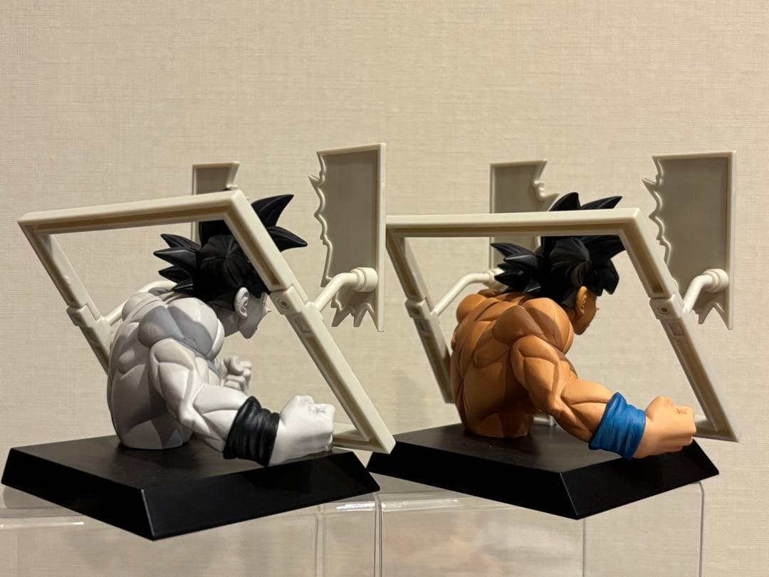 ドラゴンボール　孫悟空　マンガストラクチャー　界王拳　2種セット　フィギュア