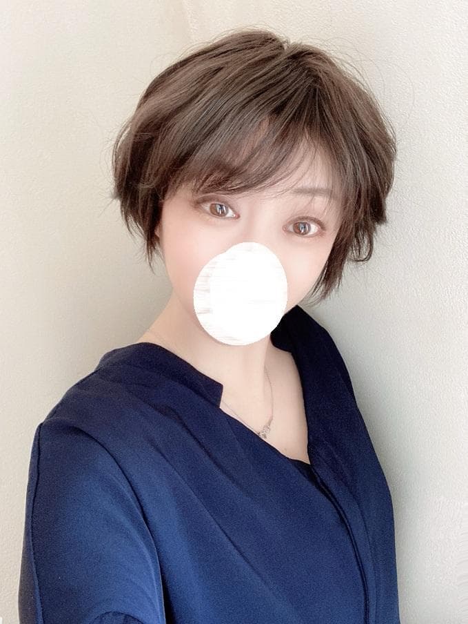 ミント　リネアストリア「天使のカジュアルショート」ダークブラウンM