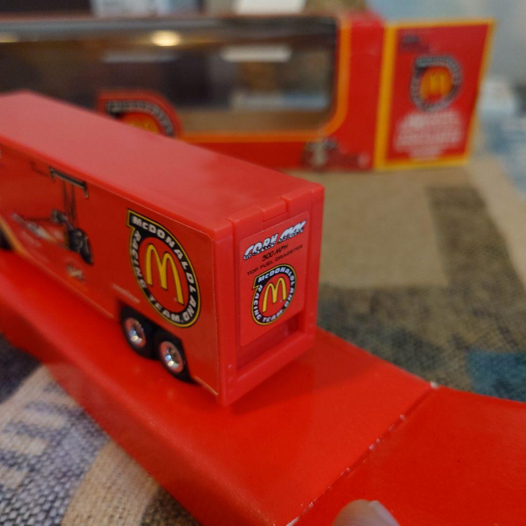 マクドナルド　 Larry Minor トレーラー 　レーシングチーム　ミニカー