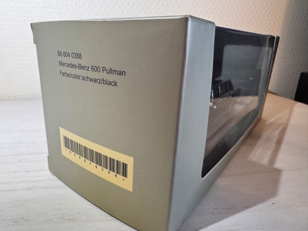 Mercedes-Benz 600 Pullman ミニカー1/43