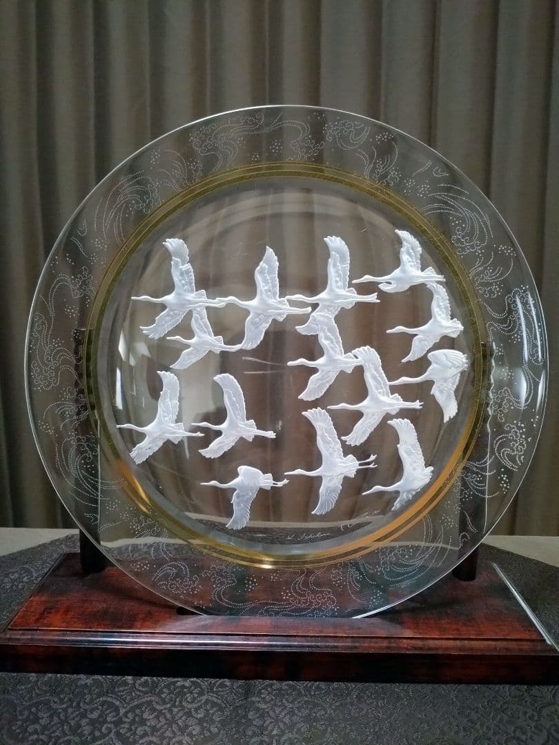 HOYAクリスタル　飛鶴金縁波文様大皿
