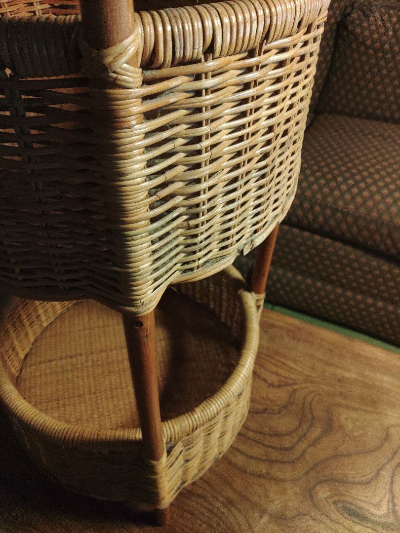 希少　ラタン　藤　ラック　キャビネット　カゴ　二段　アンティーク　ヴィンテージ