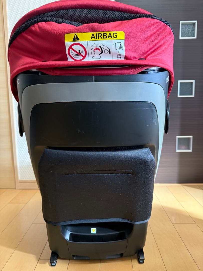 RECAROレカロ　ゼロワン　車用チャイルドシート レッド　新生児対応