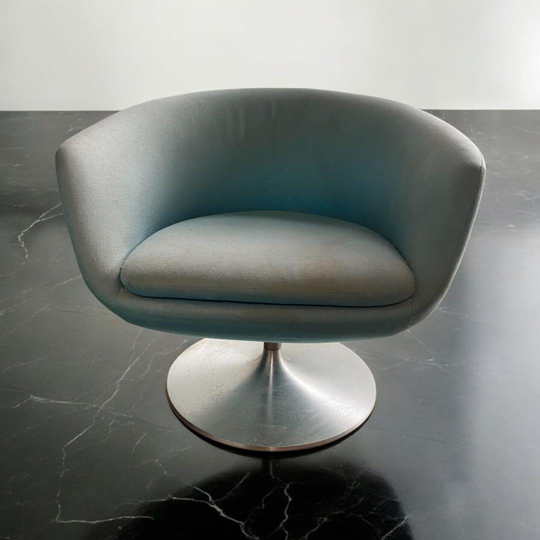 ミッドセンチュリー　昭和レトロ★イトーキのラウンジチェア②美しい曲線的なフォルム