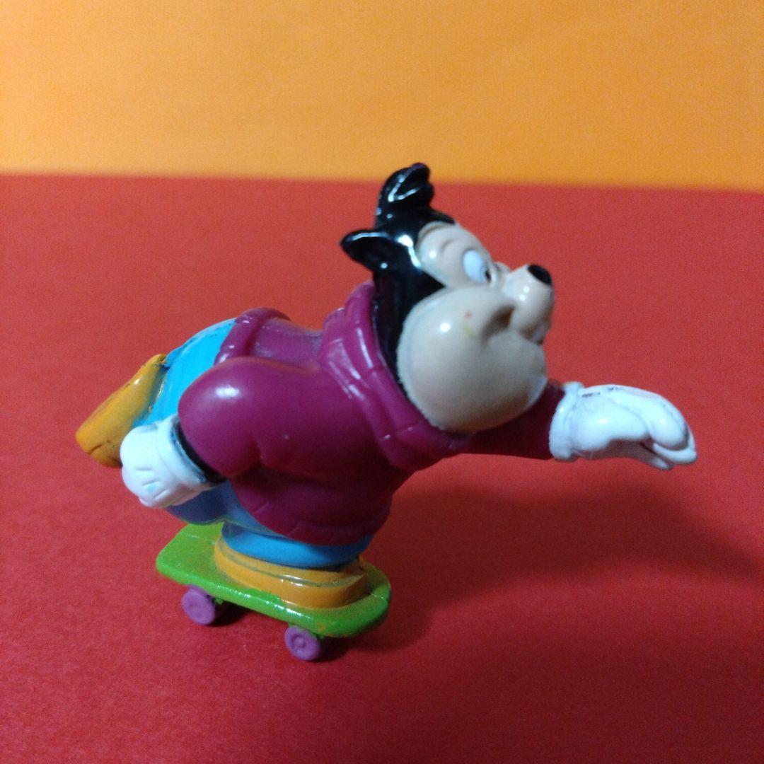 ケロッグ　ミールトイ　ディズニー　グーフィー　マックス　ピート　PVCフィギュア