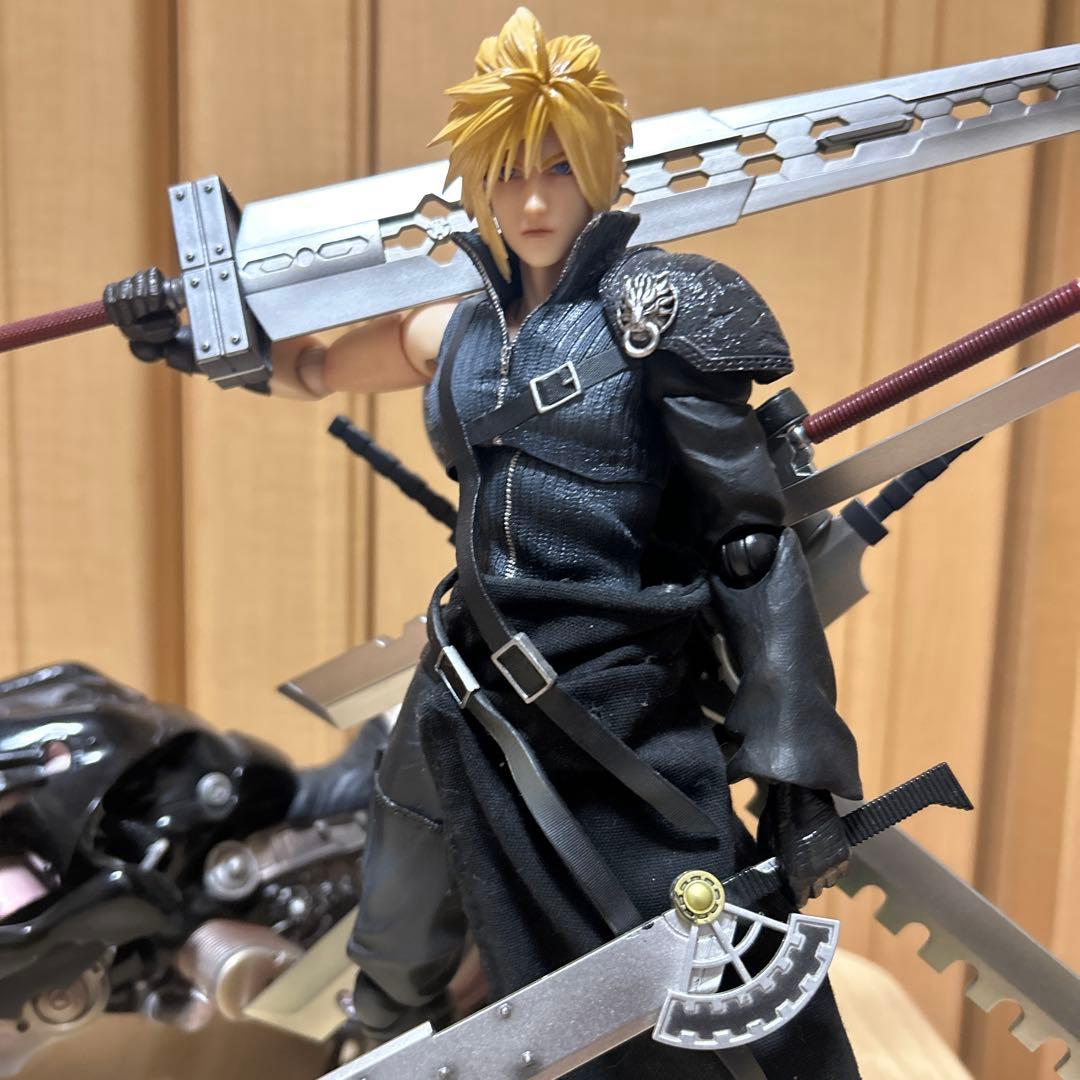 ファイナルファンタジー　FF クラウド フィギュア