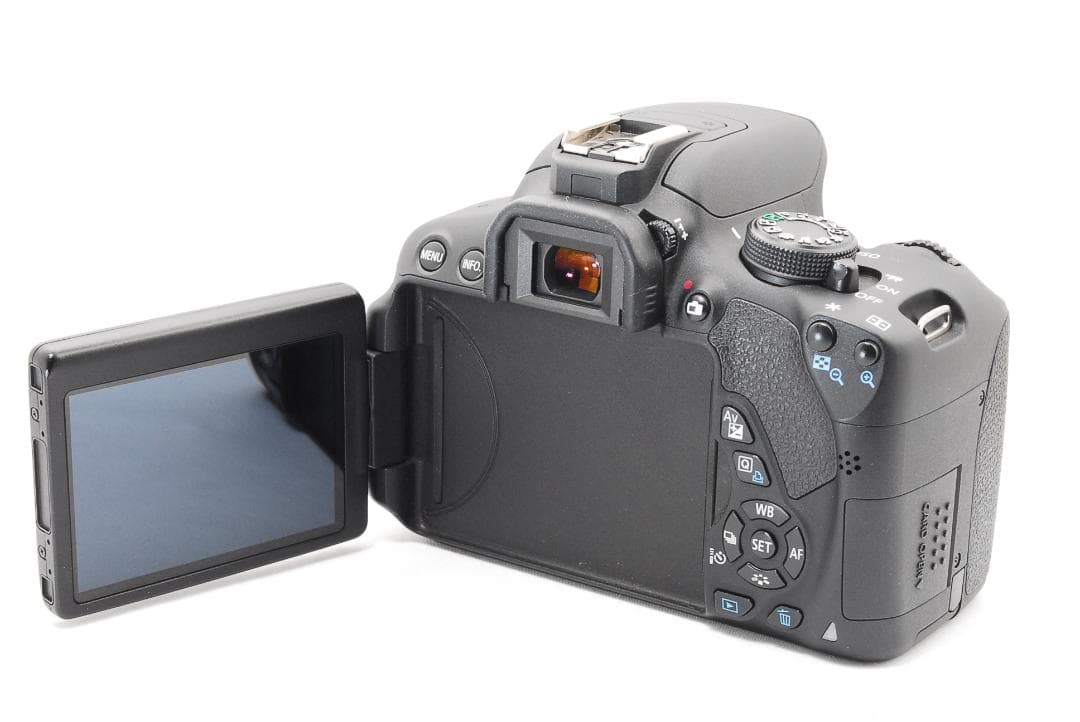 Canon EOS kiss x7i 高性能エンジン搭載で高画質♪